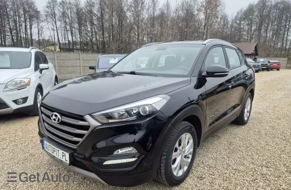 HYUNDAI Tucson 