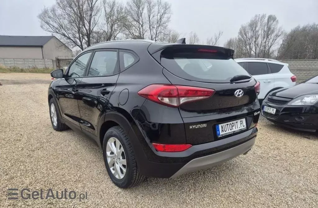 HYUNDAI Tucson 