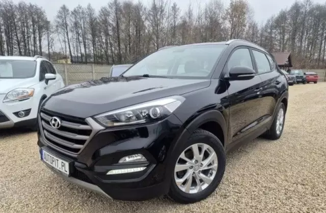 HYUNDAI Tucson 