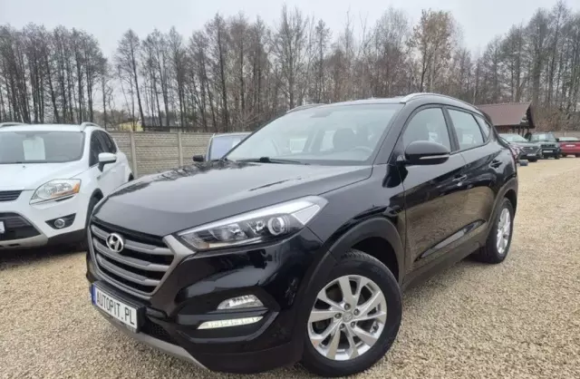 HYUNDAI Tucson 