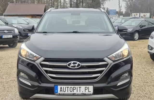 HYUNDAI Tucson 