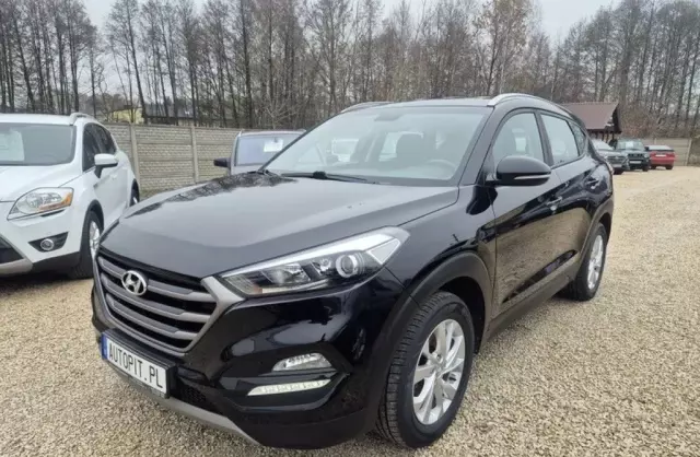 HYUNDAI Tucson 