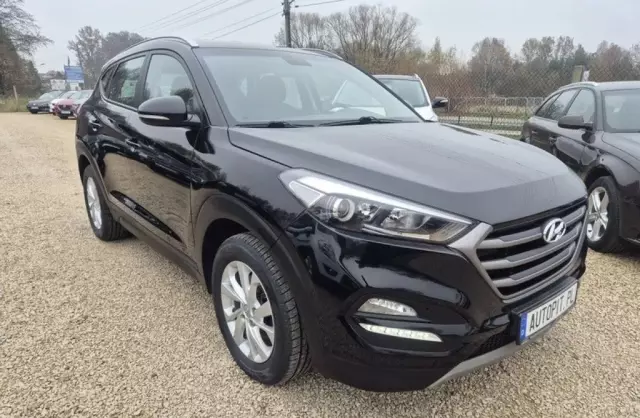 HYUNDAI Tucson 