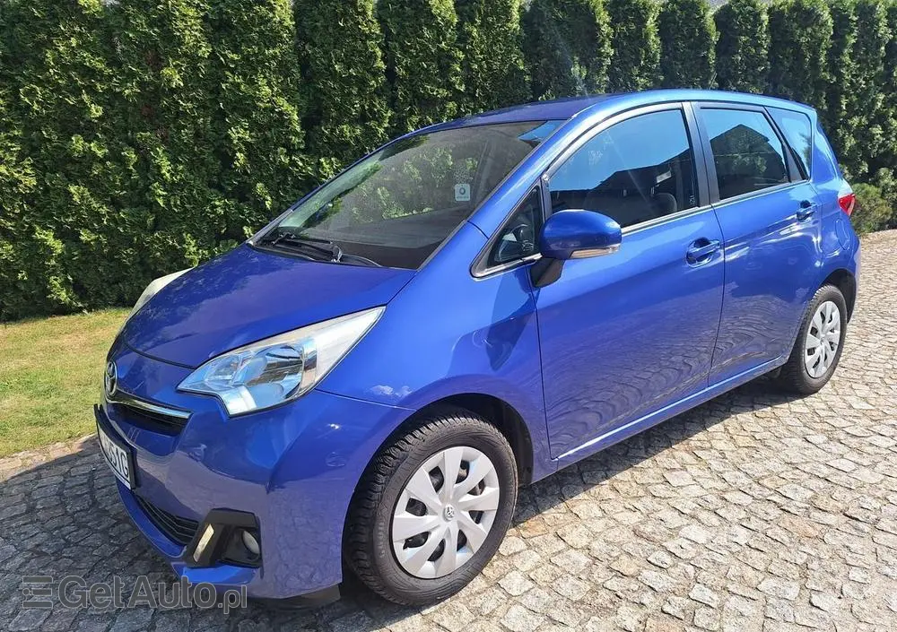 TOYOTA Verso S 1.33 VVT-i Cool