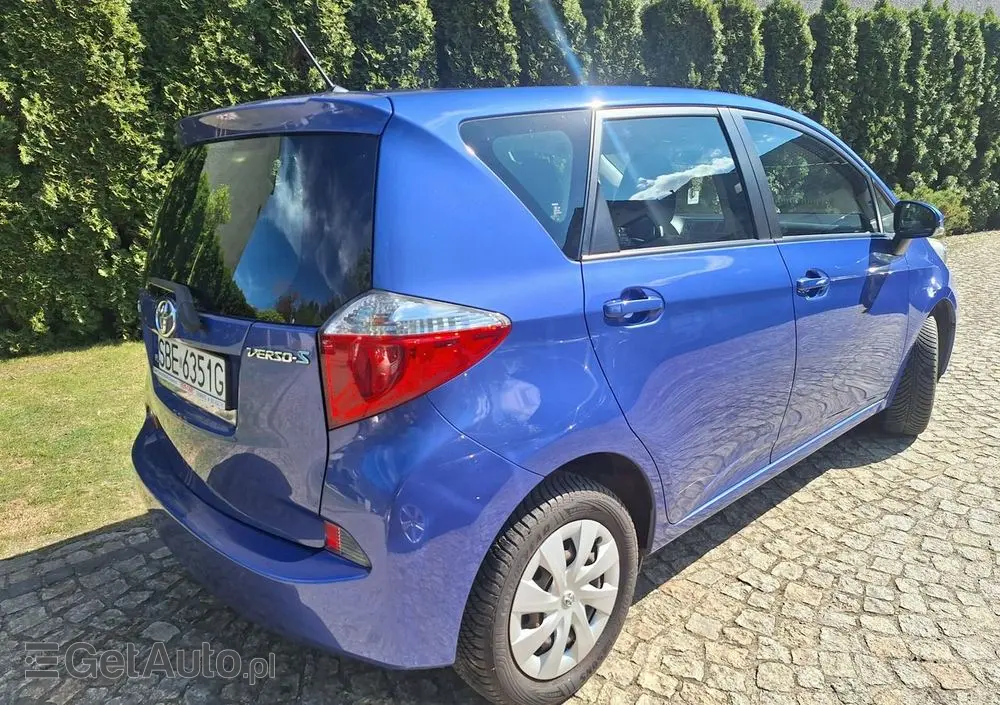 TOYOTA Verso S 1.33 VVT-i Cool