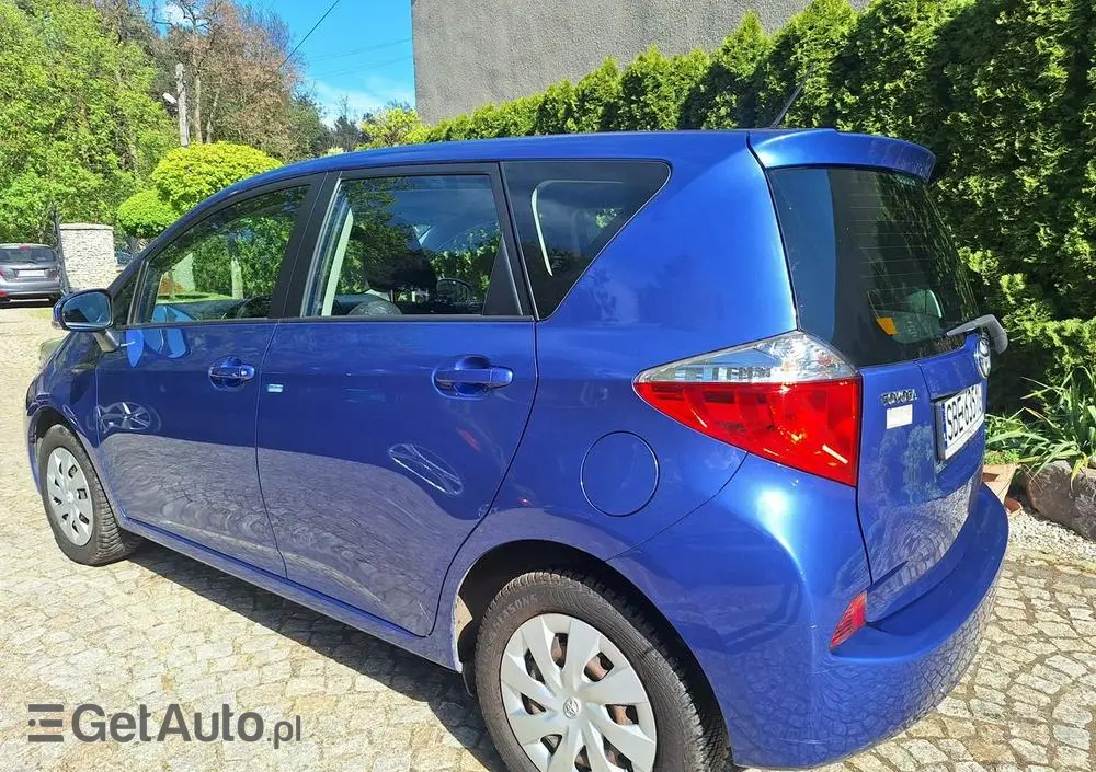 TOYOTA Verso S 1.33 VVT-i Cool