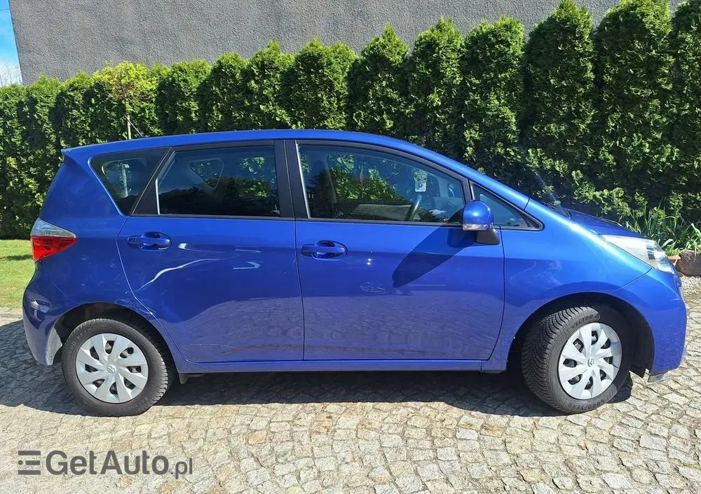 TOYOTA Verso S 1.33 VVT-i Cool