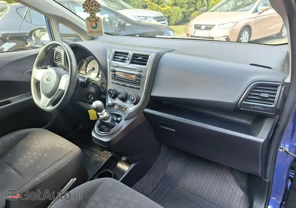 TOYOTA Verso S 1.33 VVT-i Cool