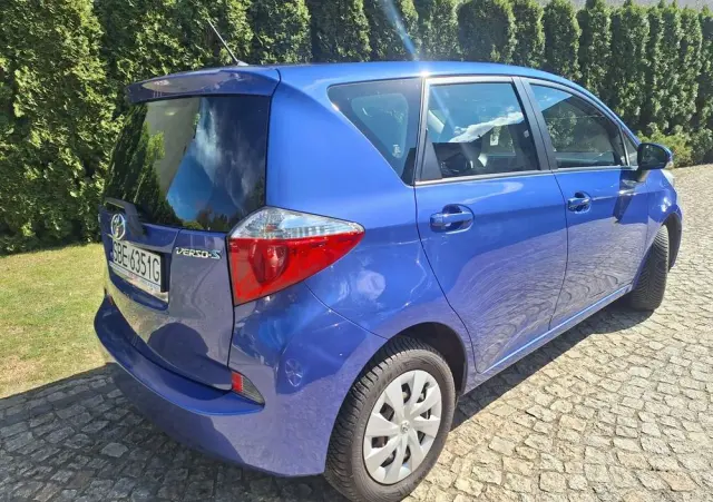 TOYOTA Verso S 1.33 VVT-i Cool