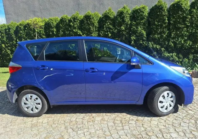TOYOTA Verso S 1.33 VVT-i Cool