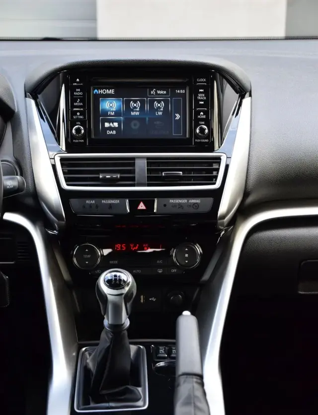 MITSUBISHI Eclipse Cross 