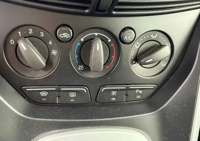 FORD C-MAX 2.0 TDCi Titanium