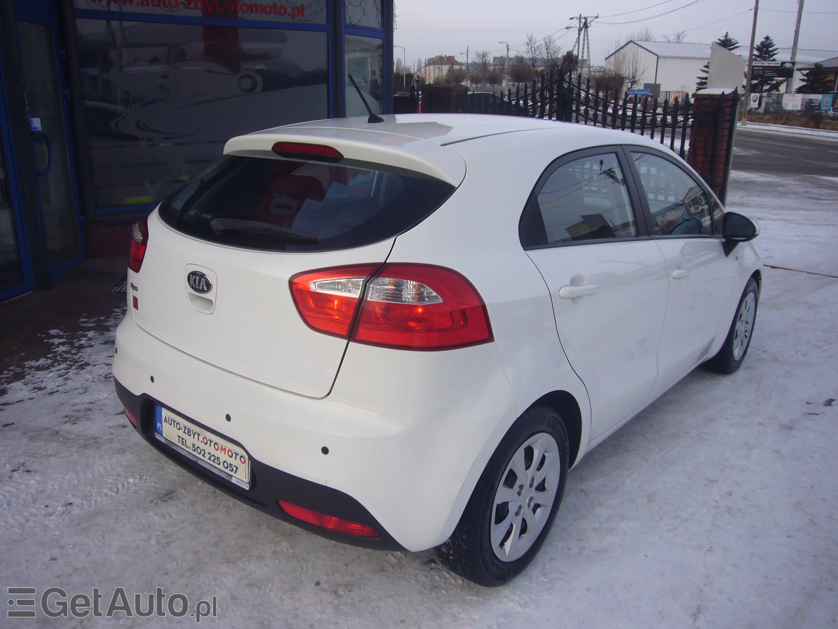 KIA Rio M
