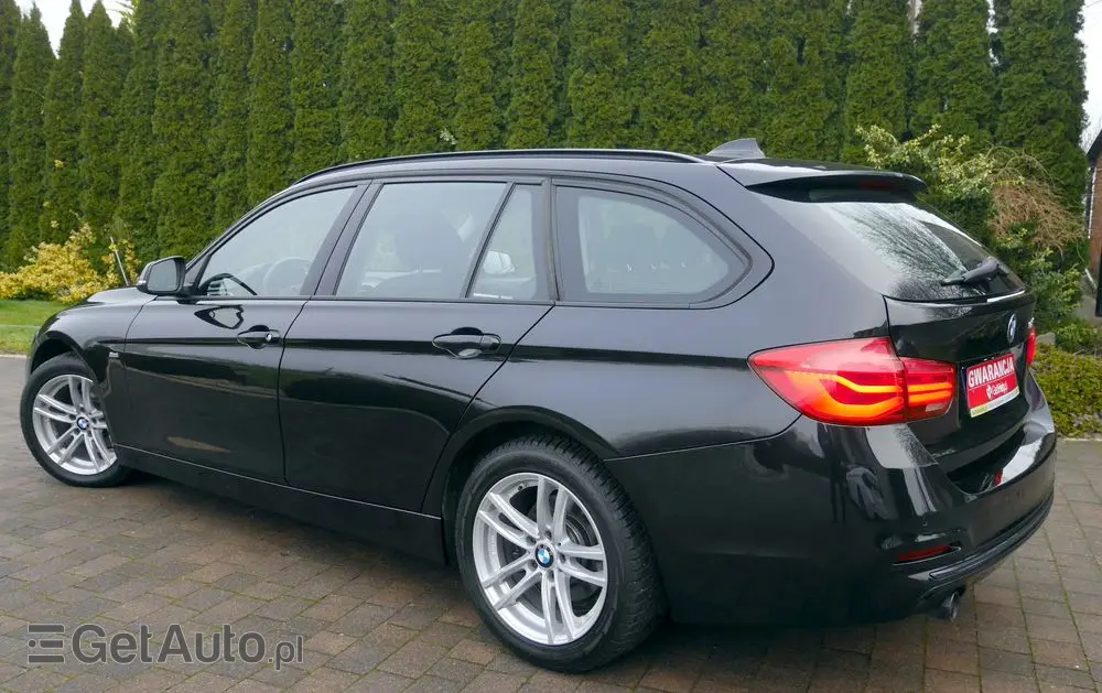 BMW Seria 3 318d Sport Line