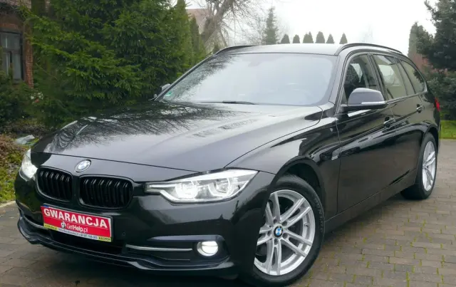 BMW Seria 3 318d Sport Line