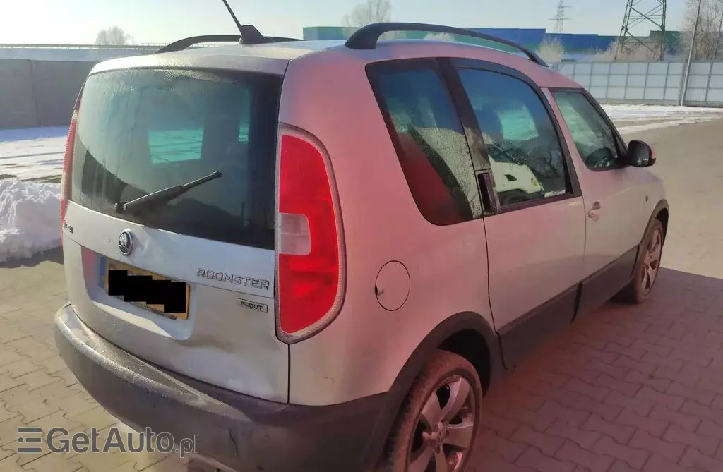 SKODA Roomster 