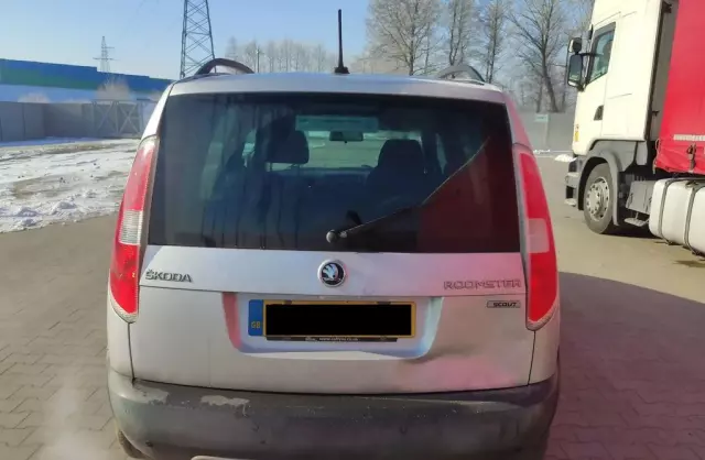 SKODA Roomster 