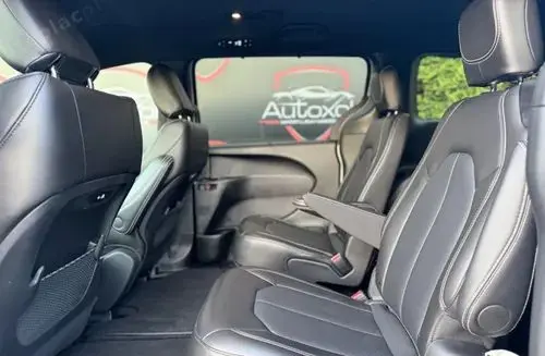 CHRYSLER Pacifica 