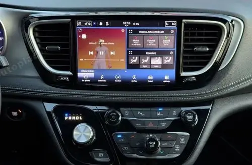CHRYSLER Pacifica 