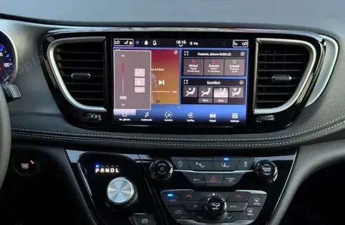CHRYSLER Pacifica 