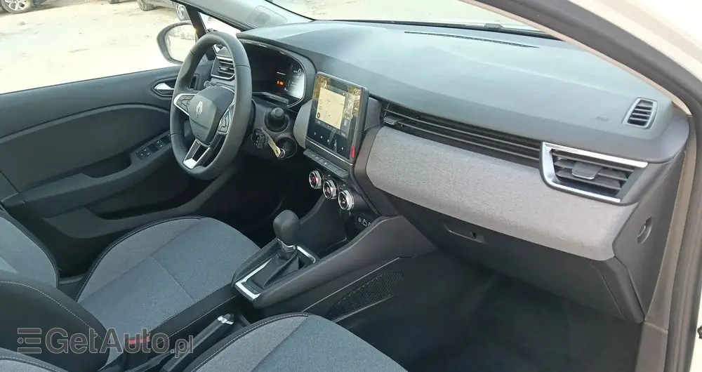 RENAULT Clio 1.6 E-TECH Full Hybrid 145 Evolution