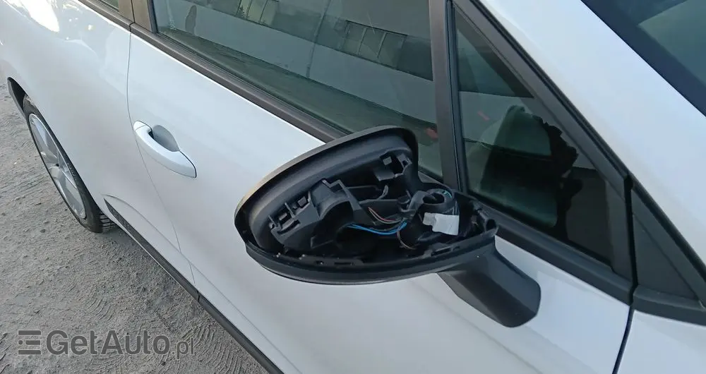 RENAULT Clio 1.6 E-TECH Full Hybrid 145 Evolution