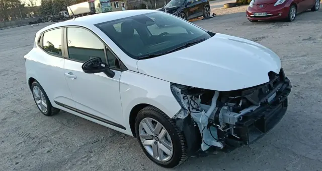 RENAULT Clio 1.6 E-TECH Full Hybrid 145 Evolution