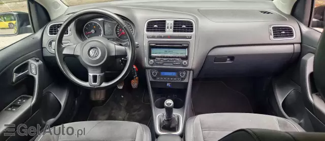 VOLKSWAGEN Polo 1.4 16V Highline