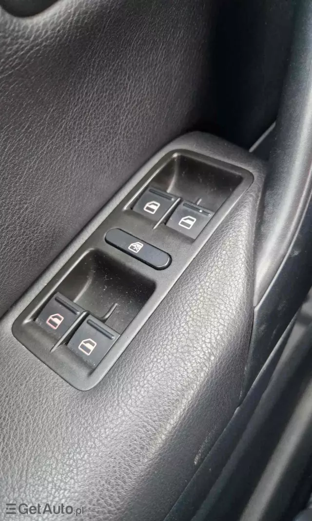 VOLKSWAGEN Polo 1.4 16V Highline