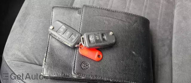 VOLKSWAGEN Polo 1.4 16V Highline