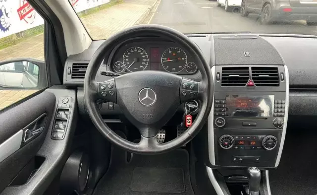 MERCEDES-BENZ Klasa A 