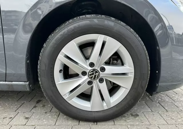 VOLKSWAGEN Golf VIII 2.0 TDI Life