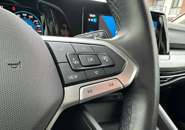 VOLKSWAGEN Golf VIII 2.0 TDI Life