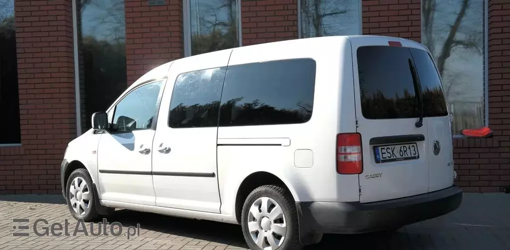 VOLKSWAGEN Caddy 