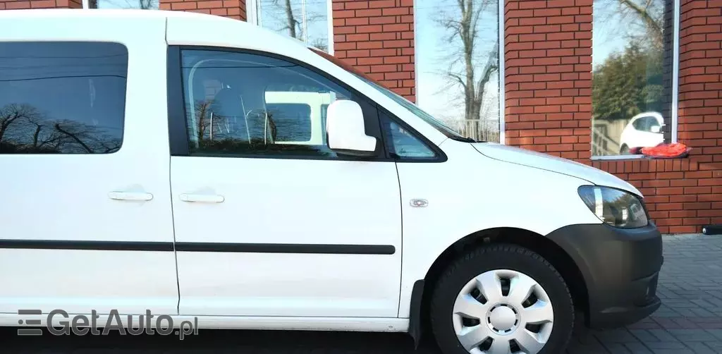 VOLKSWAGEN Caddy 