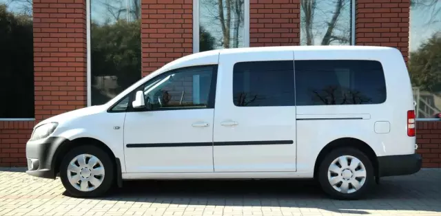 VOLKSWAGEN Caddy 