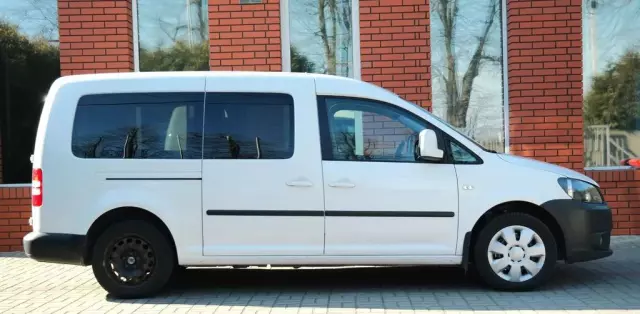 VOLKSWAGEN Caddy 