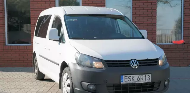 VOLKSWAGEN Caddy 