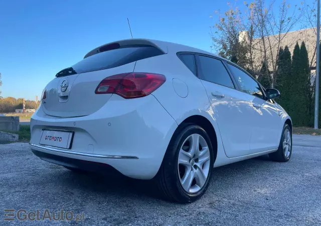 OPEL Astra 1.4 Selection