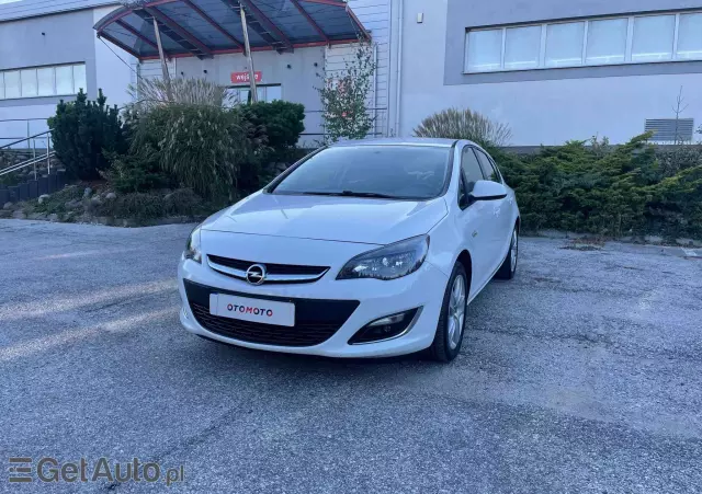 OPEL Astra 1.4 Selection