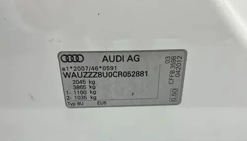 AUDI Q3 