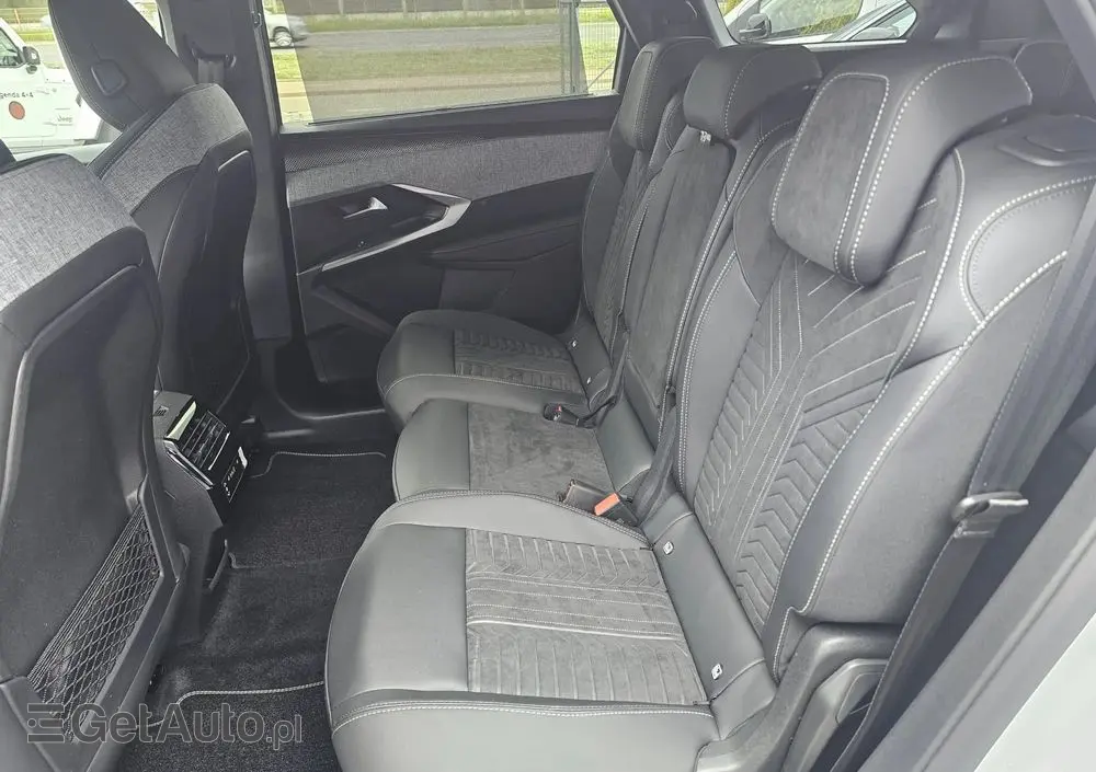 PEUGEOT 5008 1.2 PureTech mHEV GT S&S e-DCS6