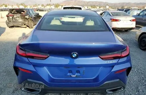 BMW Seria 8 