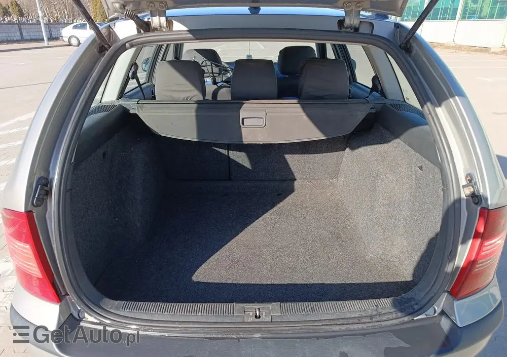 SKODA Octavia 1.6 Family Plus