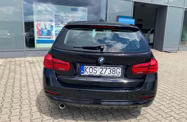 BMW Seria 3 318i Touring