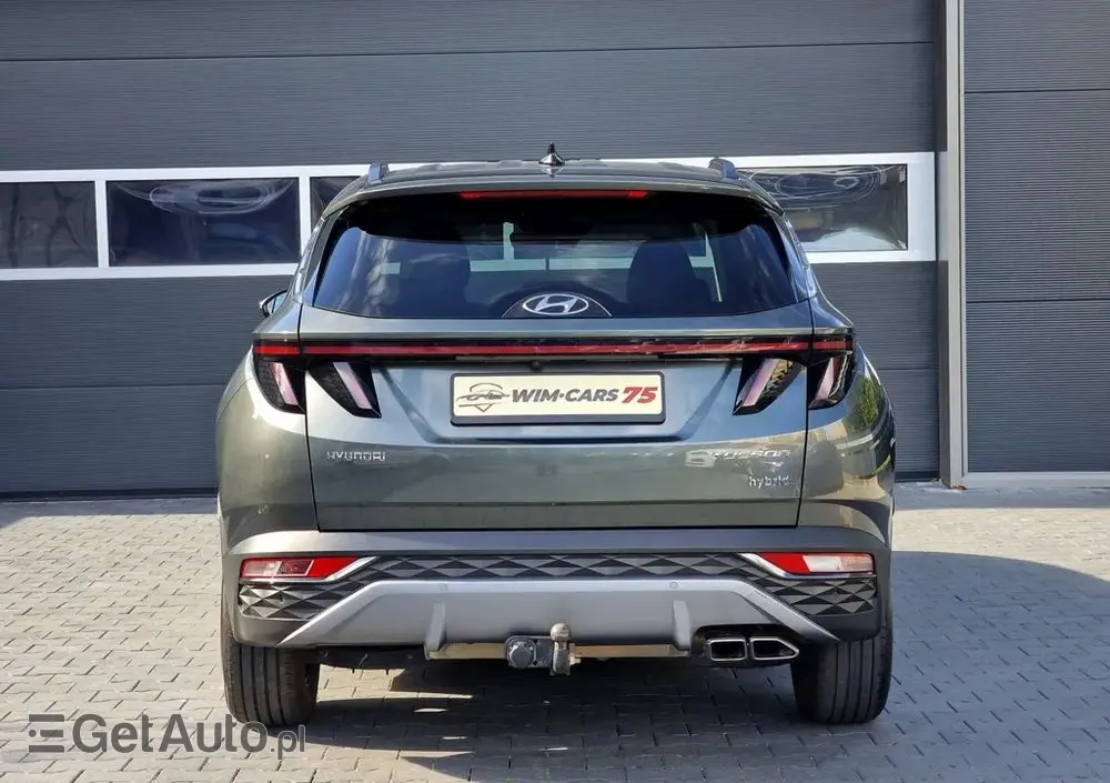 HYUNDAI Tucson 