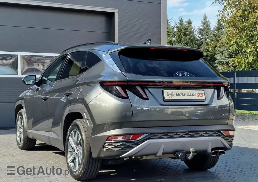 HYUNDAI Tucson 