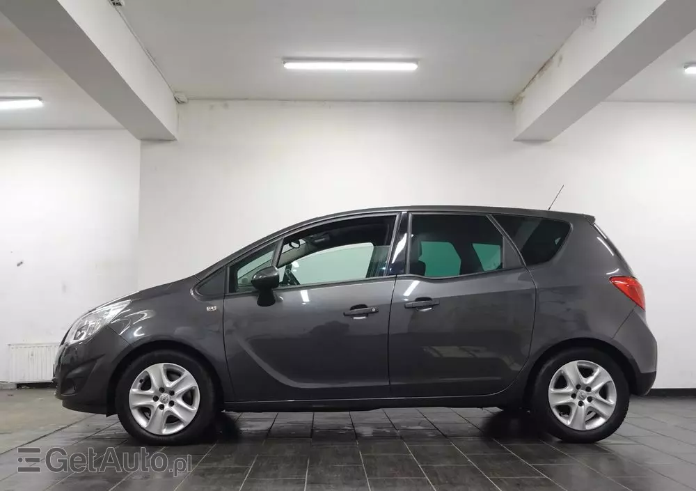 OPEL Meriva 1.4 Design Edition