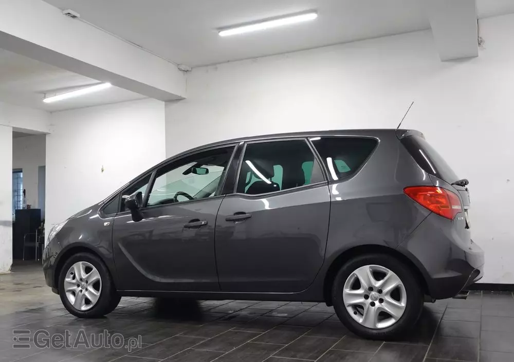 OPEL Meriva 1.4 Design Edition