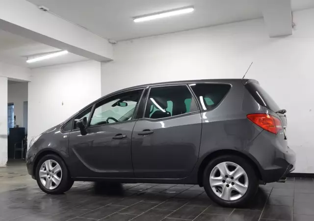 OPEL Meriva 1.4 Design Edition